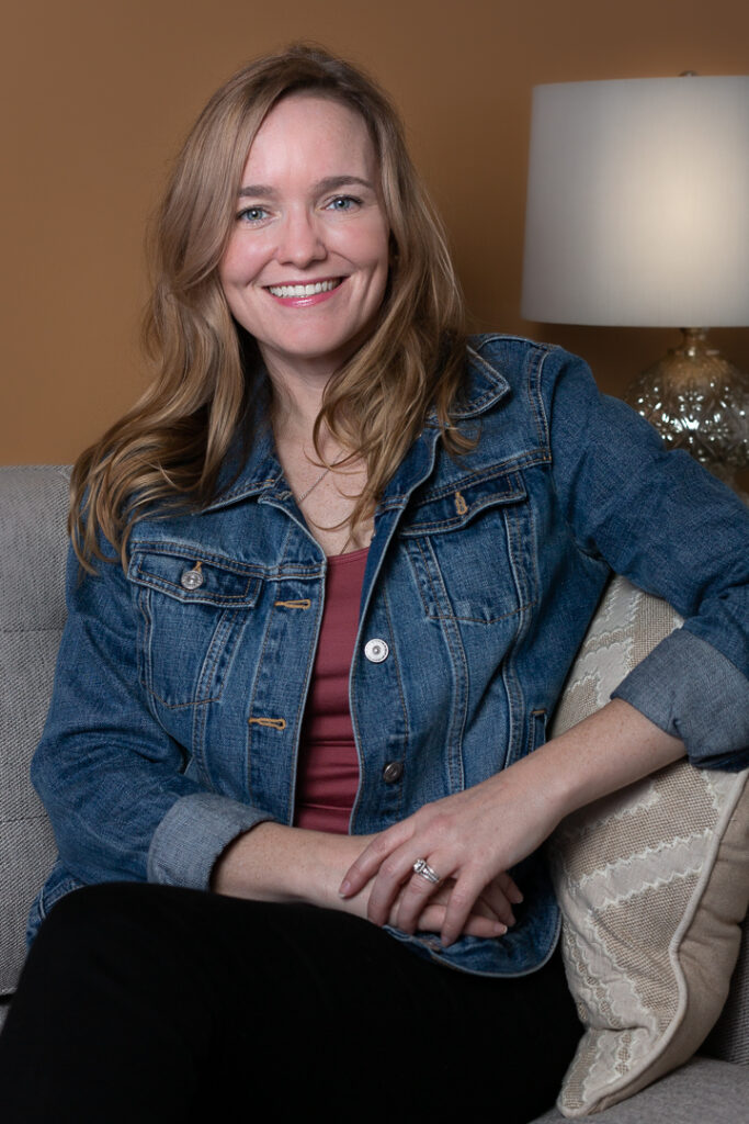 A photo of Linda Murphy is captured. She is a counselor and the founder of The Relationship and Divorce Counseling Centre. Linda is featured on Grow a Group Practice, a therapist podcast.