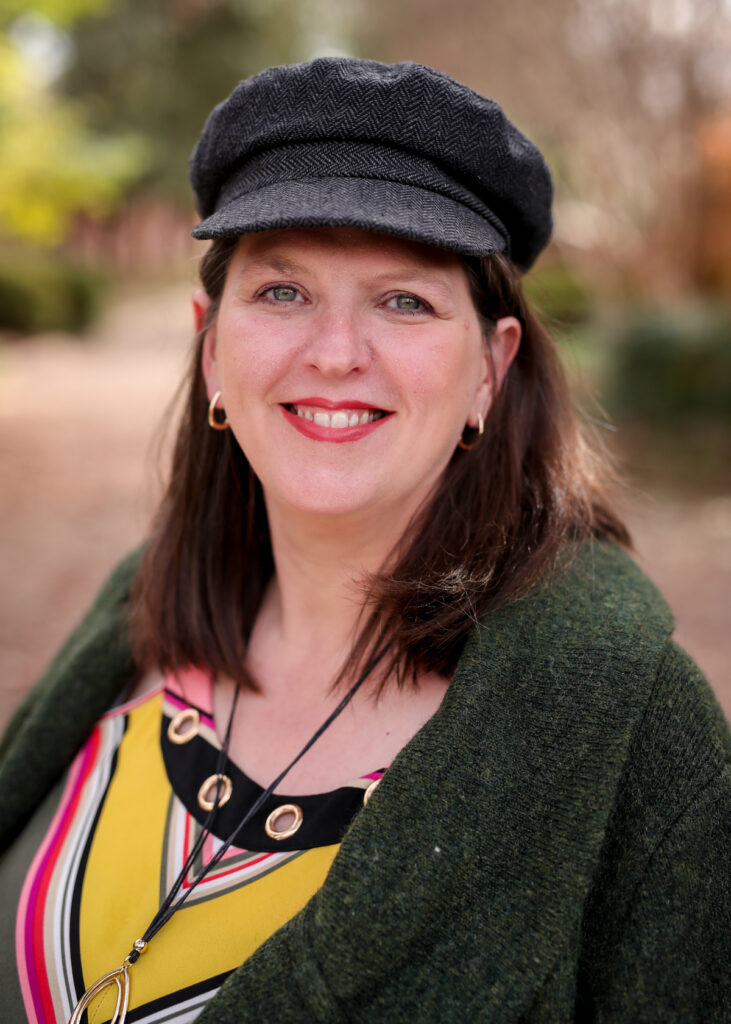 A photo of Lexie Lee is captured. She is a group practice owner, and a co-host of the married entrepreneur podcast. Lexie is featured on the Practice of the Practice, a therapist podcast.